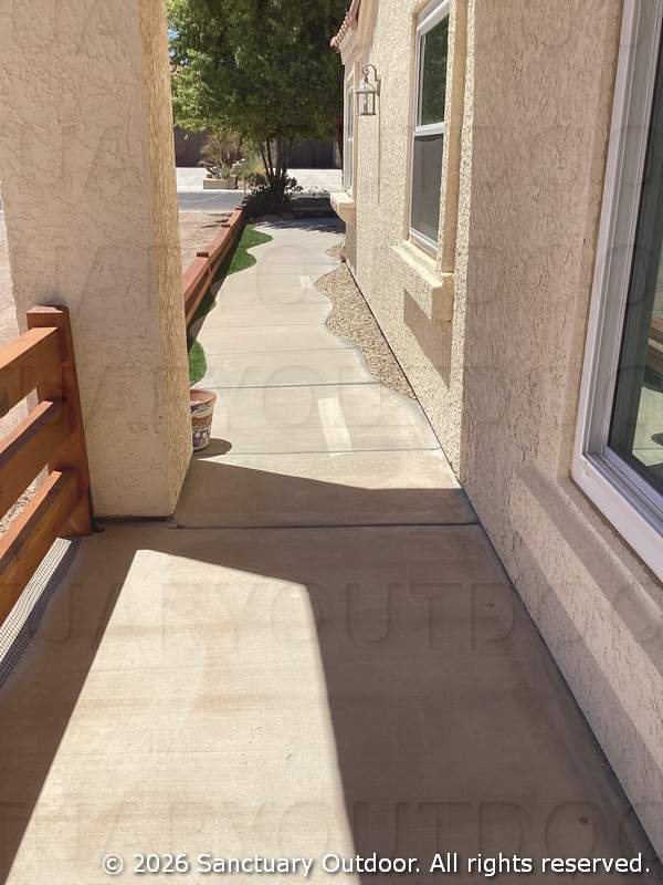 Southwest Modern entry way in Bullhead City
